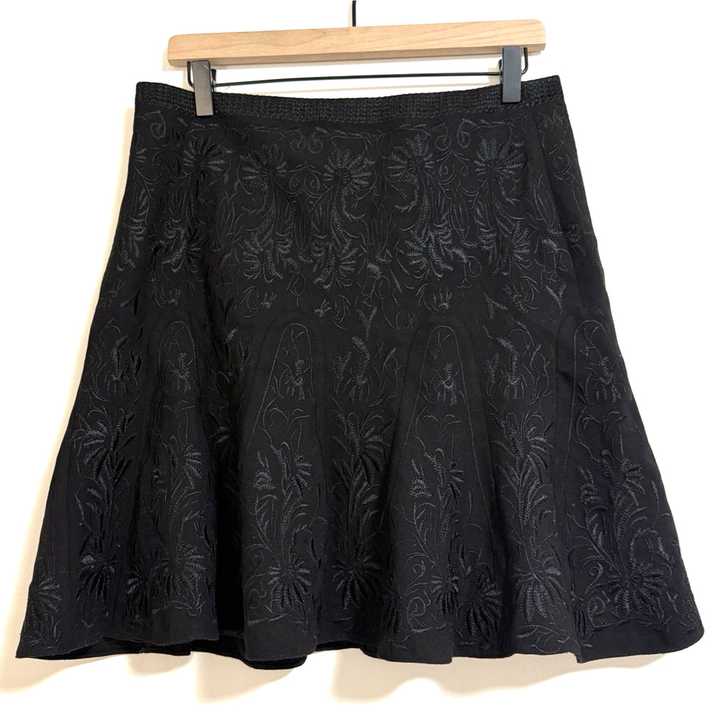 Elie Tahari Wool Embroidered Midi Skirt Black Sz 10 Lined‎